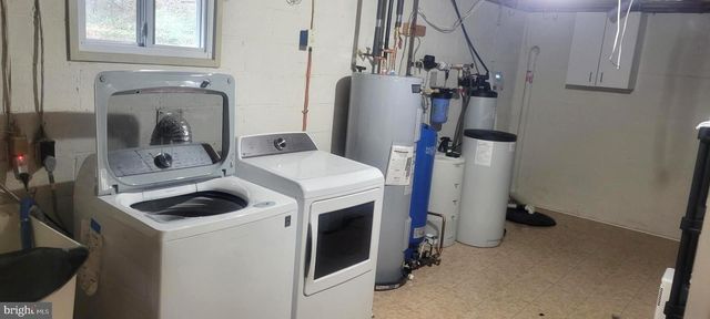 2133 HALLMARK DR, Gambrills, MD 21054