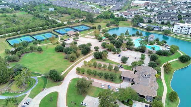 4411 Enchanted Spring Ct, Sugar Land, TX 77479