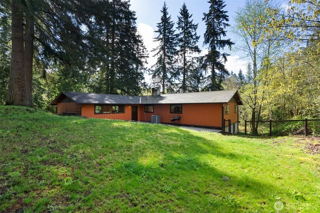 27495 Parcells Road NE, Kingston, WA 98346