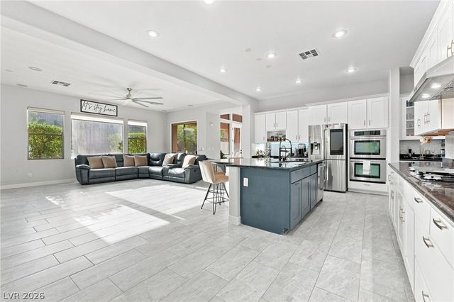 9549 Bella Citta Street, Las Vegas, NV 89178
