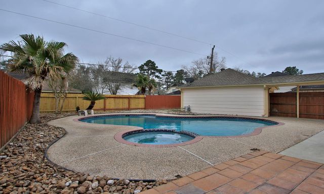 3515 Stoney Oak Drive, Houston, TX 77068