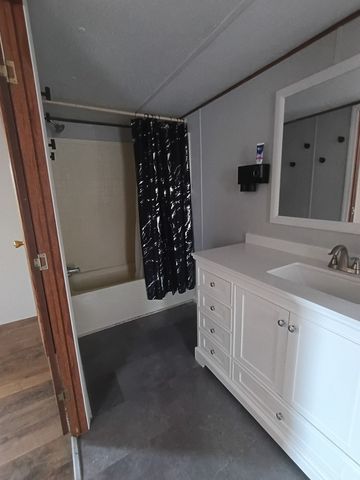 10360 Highway 231, N, Bethpage, TN 37022