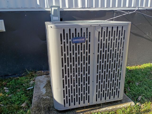 10360 Highway 231, N, Bethpage, TN 37022