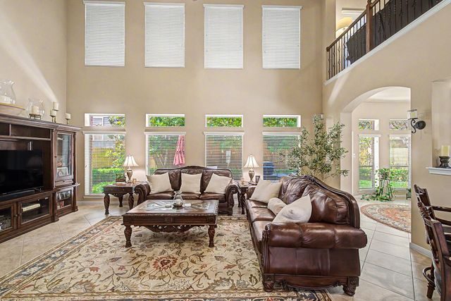 1015 Vaulted Oak Street, Houston, TX 77008