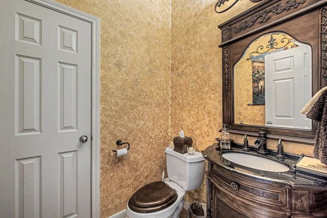 1015 Vaulted Oak Street, Houston, TX 77008
