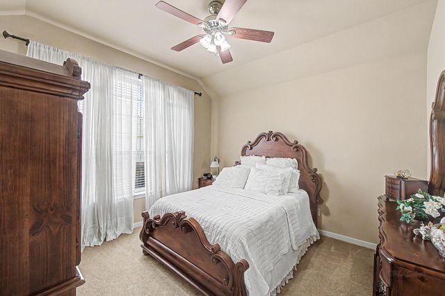 1015 Vaulted Oak Street, Houston, TX 77008