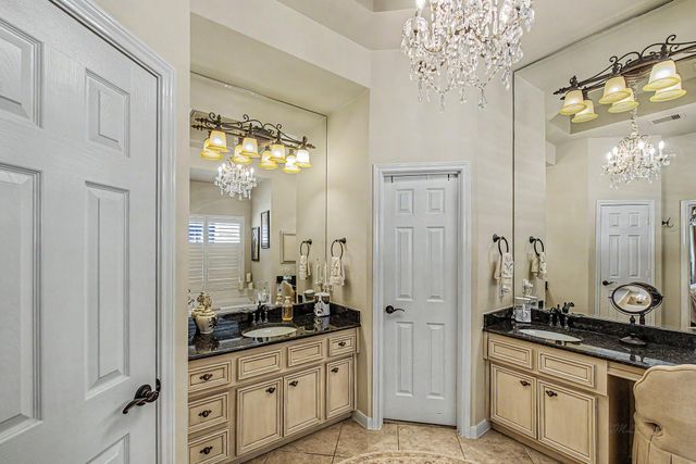 1015 Vaulted Oak Street, Houston, TX 77008