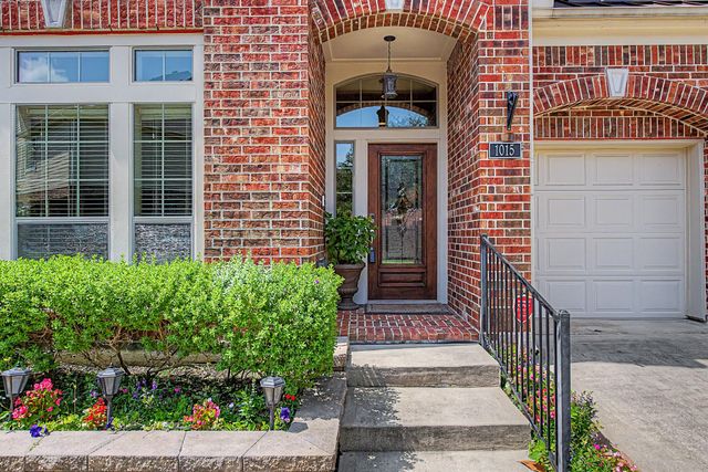 1015 Vaulted Oak Street, Houston, TX 77008