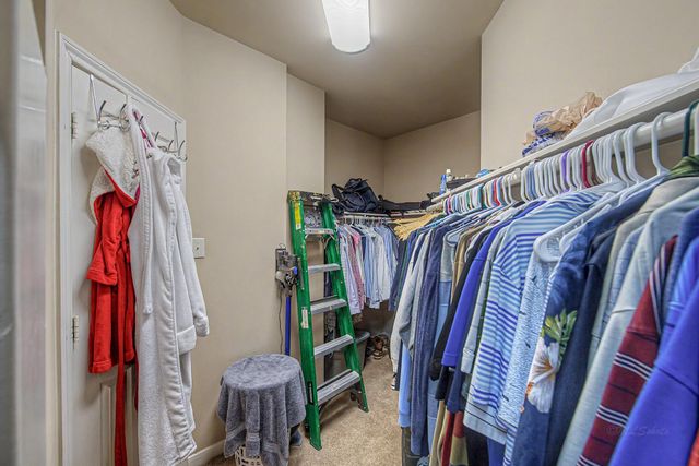 1015 Vaulted Oak Street, Houston, TX 77008