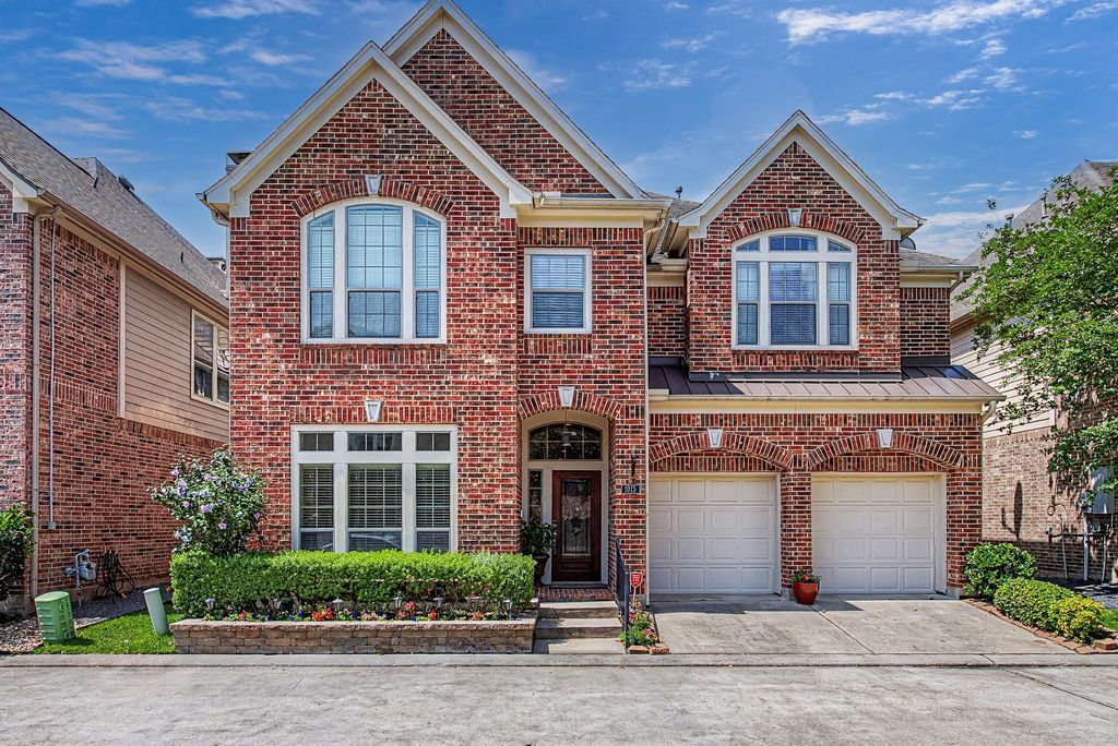 1015 Vaulted Oak Street, Houston, TX 77008