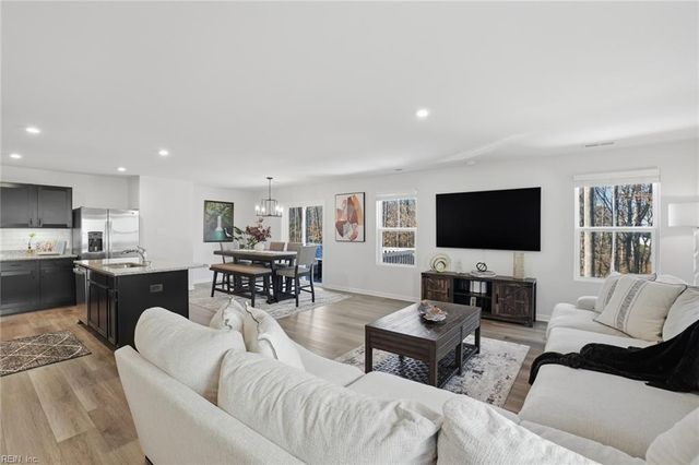 303 Lorraine DR, Williamsburg, VA 23185