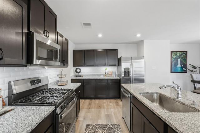 303 Lorraine DR, Williamsburg, VA 23185