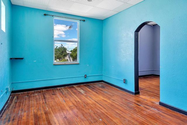 521 N Dixie Highway, Lake Worth Beach, FL 33460