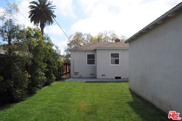 1756 S Carmelina Avenue, Los Angeles, CA 90025
