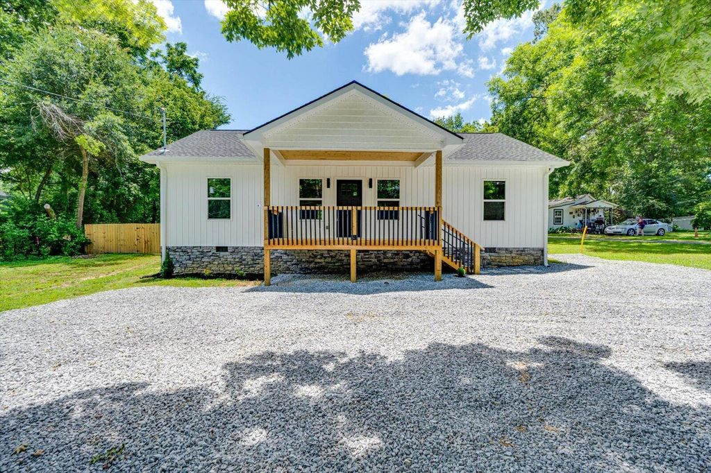 701 Spencer Street, Lafayette, GA 30728
