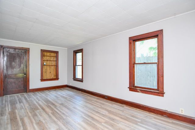 1637 N BENNETT STREET, Appleton, WI 54914