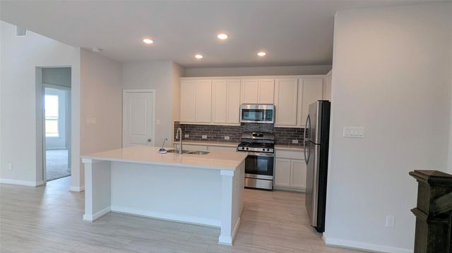 18606 Albany Bay Lane, Richmond, TX 77407