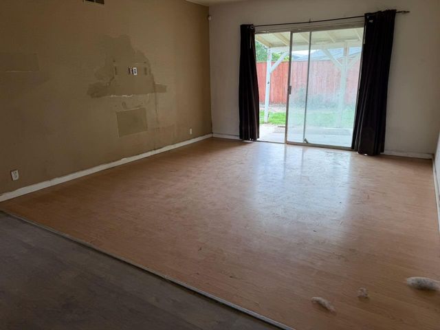 1239 Crestwood Ave, Manteca, CA 95336