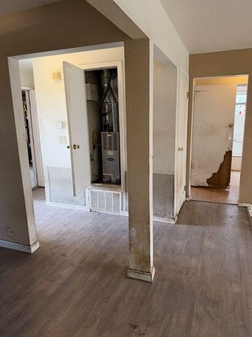 1239 Crestwood Ave, Manteca, CA 95336