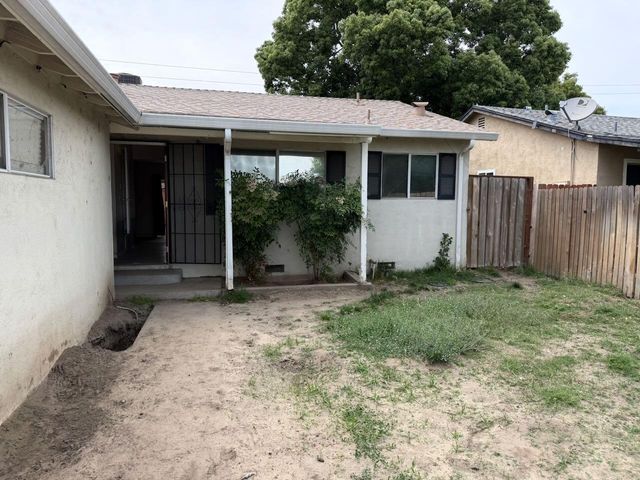 1239 Crestwood Ave, Manteca, CA 95336