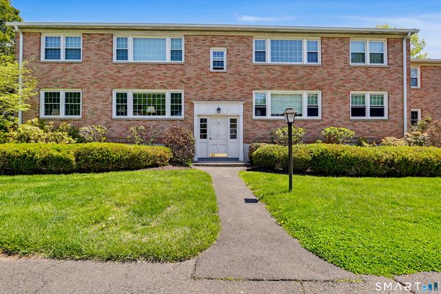 125 Heritage Hill Road A, New Canaan, CT 06840