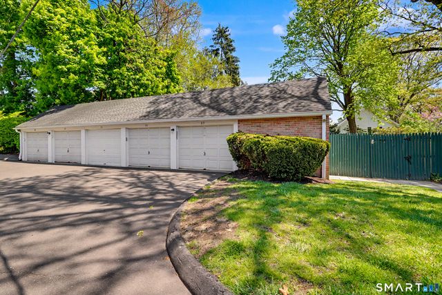 125 Heritage Hill Road A, New Canaan, CT 06840