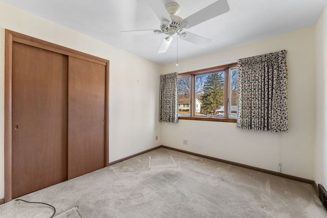 1039 33rd Court, Moline, IL 61265