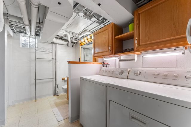 1039 33rd Court, Moline, IL 61265