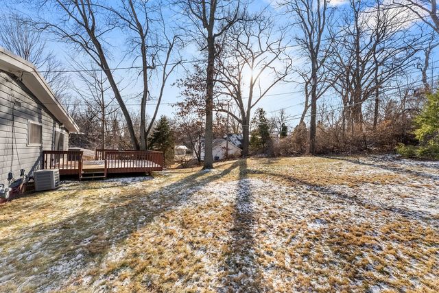 1039 33rd Court, Moline, IL 61265