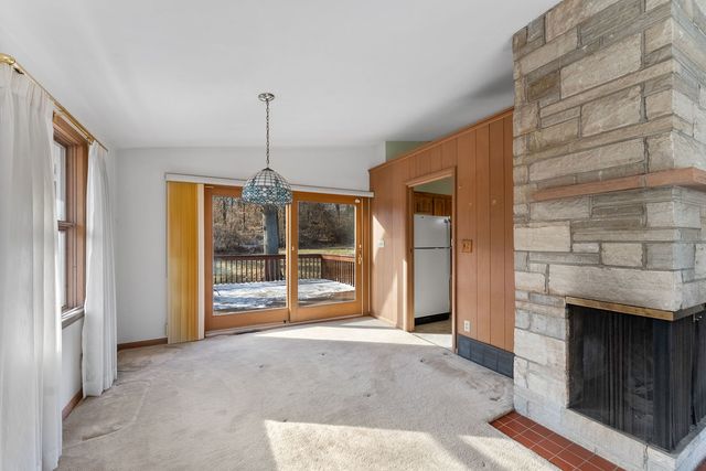 1039 33rd Court, Moline, IL 61265