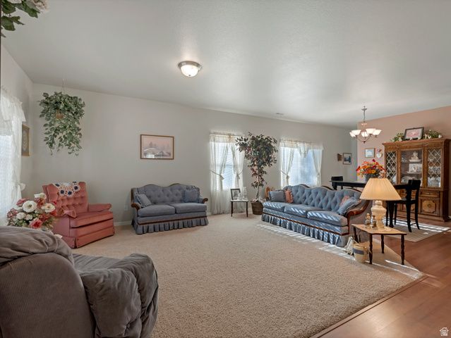 6863 W BREEANNE PL, Herriman, UT 84096