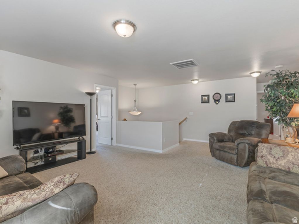 6863 W BREEANNE PL, Herriman, UT 84096 — photo 17