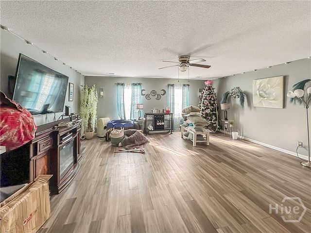 214 FINN Circle, Savannah, GA 31419