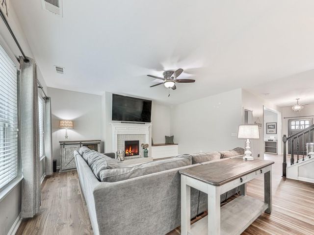 118 Edinburgh Drive, Canton, GA 30115