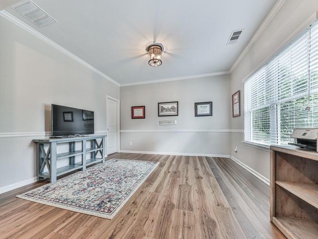 118 Edinburgh Drive, Canton, GA 30115
