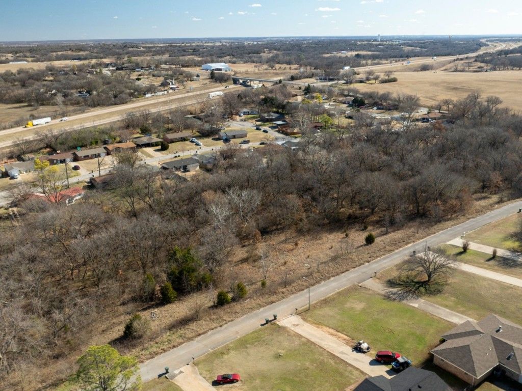 816 S Dogwood Drive, Pauls Valley, OK 73075