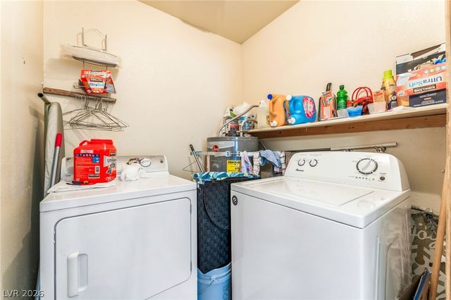 4708 Krissylouise Way, Las Vegas, NV 89121