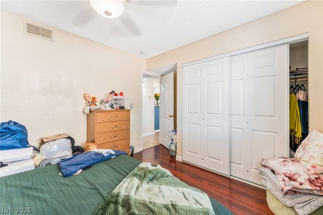 4708 Krissylouise Way, Las Vegas, NV 89121