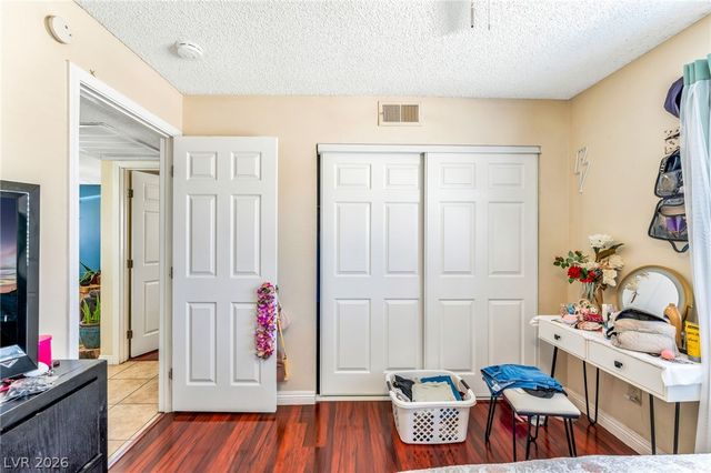 4708 Krissylouise Way, Las Vegas, NV 89121