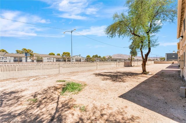 4708 Krissylouise Way, Las Vegas, NV 89121