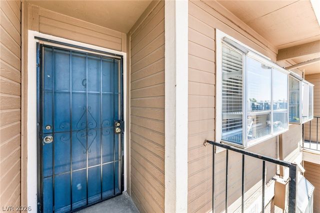 4708 Krissylouise Way, Las Vegas, NV 89121