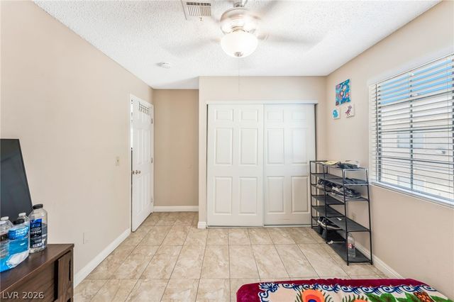 4708 Krissylouise Way, Las Vegas, NV 89121