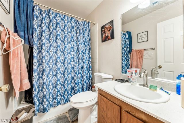 4708 Krissylouise Way, Las Vegas, NV 89121