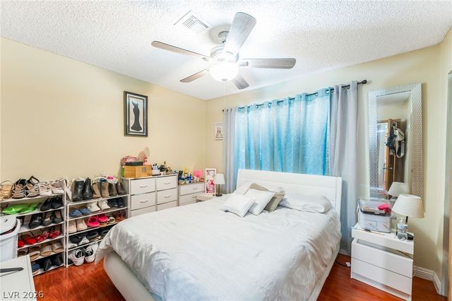 4708 Krissylouise Way, Las Vegas, NV 89121