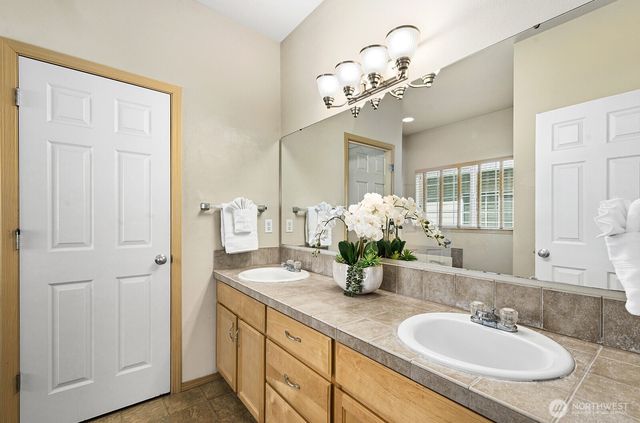 18551 E 96th Avenue, Puyallup, WA 98375