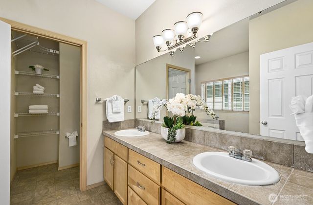 18551 E 96th Avenue, Puyallup, WA 98375