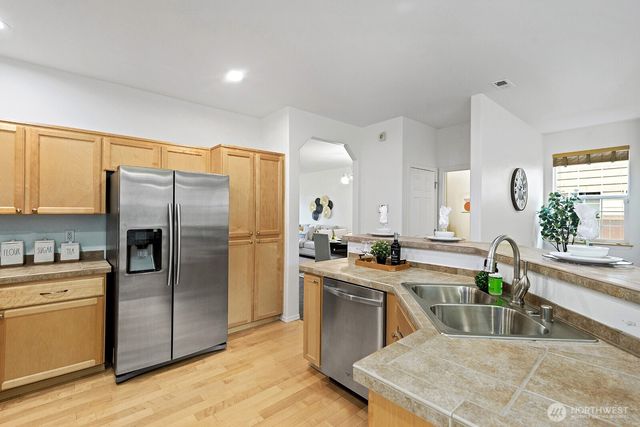 18551 E 96th Avenue, Puyallup, WA 98375