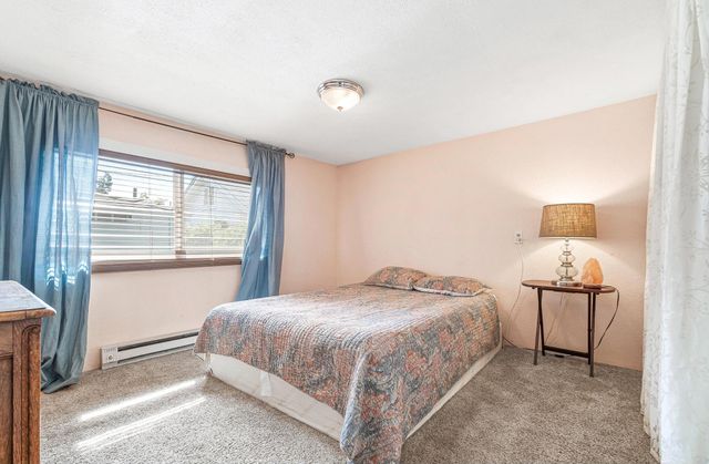 36 Dewey Street, Ashland, OR 97520