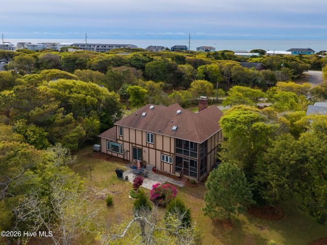 105 Laurel Court, Atlantic Beach, NC 28512