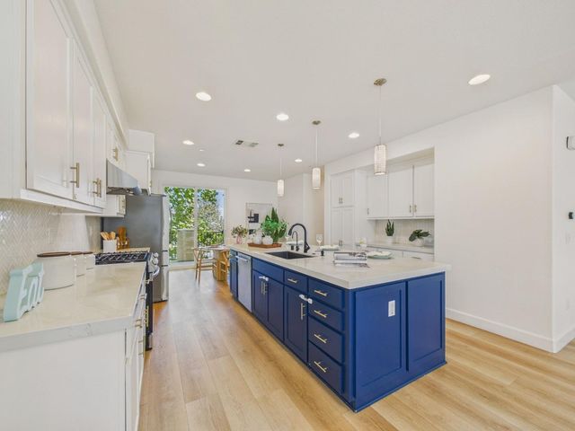 1867 Mccandless Drive, Milpitas, CA 95035